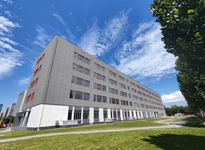 新增1620個(gè)學(xué)位  提升良鄉大學(xué)城公共服務(wù)承載力 匠心造精品  “筑”力開(kāi)學(xué)季